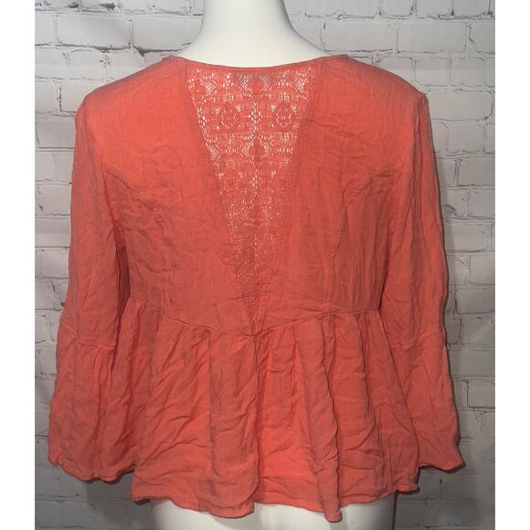 Maunices Women's Cropped Shirt - Picture 2 of 7